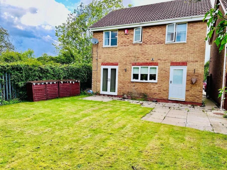 Vila Luxury 4 Bed House In Coventry Exteriér fotografie